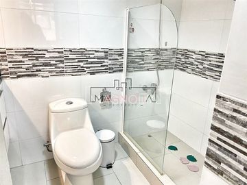 Departamento en Venta en Napoleón con Augusto Leguía. El Golf