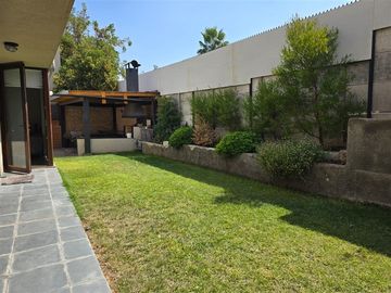 Casa en Venta en Condominio Las Perdices