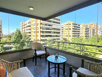 Departamento en Venta en Hermanos Cabot Venta Departamento 3D 2B Salita Terraza con vista inigualable Las Condes One Propiedades