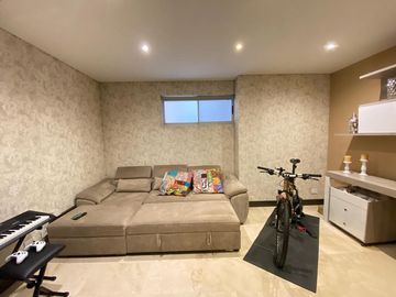 Venta Apartamento Oeste Cristales