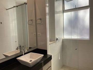Venta Apartamento Oeste Cristales