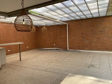 Venta Apartamento Oeste Cristales