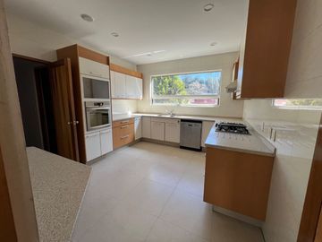 Casa en Venta en Club de Golf Los Encinos