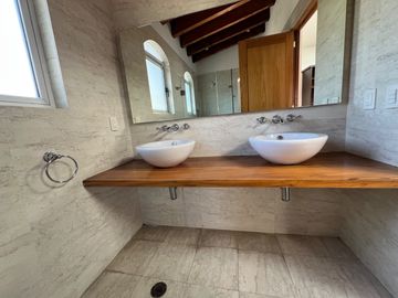 Casa en Venta en Club de Golf Los Encinos