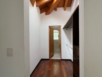 Casa en Venta en Club de Golf Los Encinos