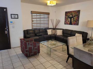 Casa en venta en Bosques del Poniente, 4to Sector, Santa Catarina
