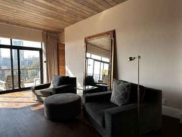 RENTA  BOSQUE REAL CON VISTA AL CAMPO DE GOLF CASA CON JARDIN