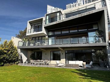 RENTA  BOSQUE REAL CON VISTA AL CAMPO DE GOLF CASA CON JARDIN