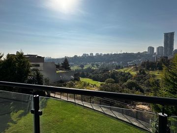 RENTA  BOSQUE REAL CON VISTA AL CAMPO DE GOLF CASA CON JARDIN