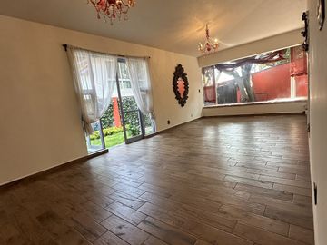 Renta o Venta  Casa lomas de Tecamachalco