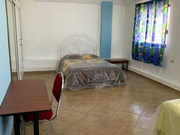 Se rentan habitaciones