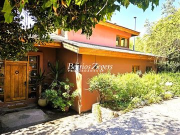Casa en Venta en AV LAS PERDICES