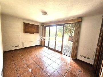 Casa en Venta en AV LAS PERDICES