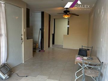 VENTA de Casa en COL. BUENA VISTA 1er Sector - EL CARMEN, Nuevo León | 2 Recámaras