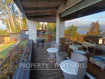 Acogedor Lodge boutique con espectacular vista, a pasos de Lago Panguipulli