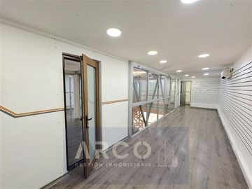 Local Comercial en Venta en Av las Torres 6297