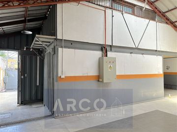 Local Comercial en Venta en Av las Torres 6297