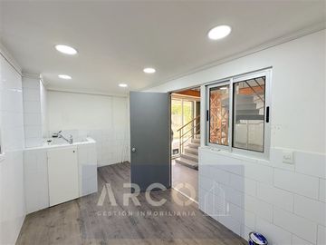 Local Comercial en Venta en Av las Torres 6297
