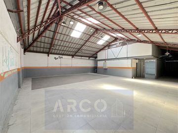 Local Comercial en Venta en Av las Torres 6297