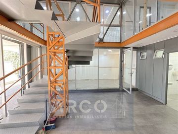 Bodega en Venta en Av las Torres 6297