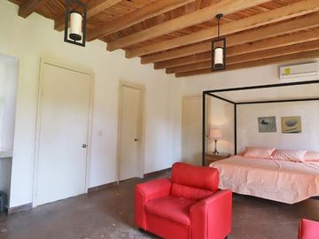 Exclusiva Residencia en Playa Azul, Michoacán – Un Paraíso Frente al Mar
