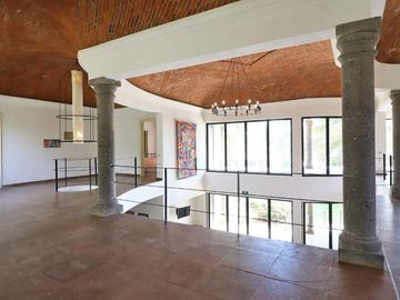 Exclusiva Residencia en Playa Azul, Michoacán – Un Paraíso Frente al Mar