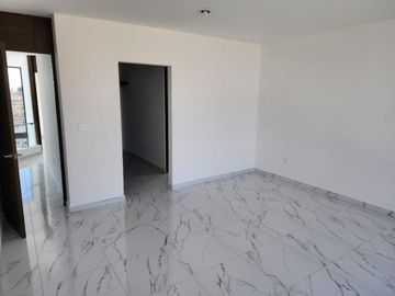 Hermosa casa en renta, en Vila Nuar