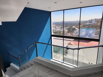 Hermosa casa en renta, en Vila Nuar