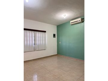 CASA DE BELLA ARQUITECTURA EN COL. COPOYA