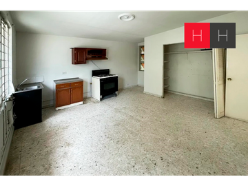 Casa en venta por el Tec de Monterrey, Col. Roma Sur