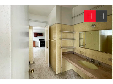 Casa en venta por el Tec de Monterrey, Col. Roma Sur