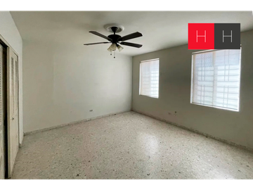 Casa en venta por el Tec de Monterrey, Col. Roma Sur