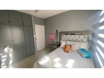 CASA EN VENTA EN COL. CALZADA RESIDENCIAL. CD. OBREGÓN, SONORA