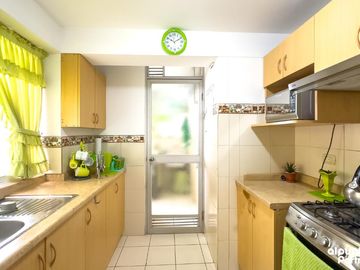 ¡Increíble Bajo de Precio ! - Venta Dpto. en Lince