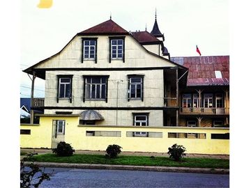 Vendo Casa Central en pequeño condominio Río Bueno