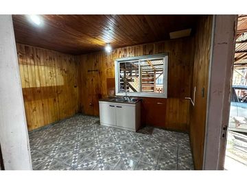 Vendo Casa Central en pequeño condominio Río Bueno