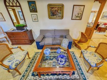 Venta de Casa en Privada en la Colonia Florida