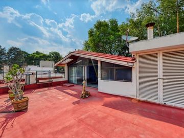 Venta de Casa en Privada en la Colonia Florida