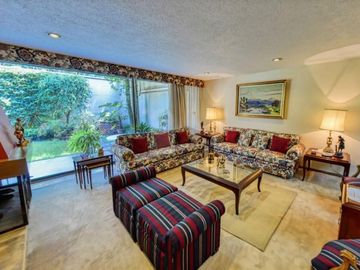 Venta de Casa en Privada en la Colonia Florida