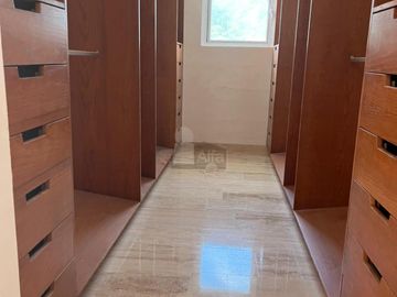 CASA EN VENTA EN CANCUN RESIDECIAL CUMBRES
