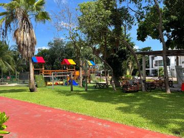 CASA EN VENTA EN CANCUN RESIDECIAL CUMBRES