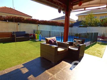 Casa en Venta en Altos del Parque Norte 8232