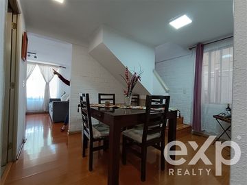 Casa en Venta en Avenida Central /Santa Ines