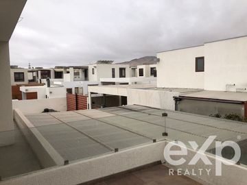 Casa en Venta en Costa Laguna