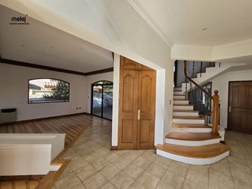 Casa Amplia y Luminosa en Bosques de Montemar