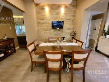 Chalet pileta cochera zona residencial