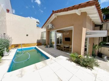 Chalet pileta cochera zona residencial