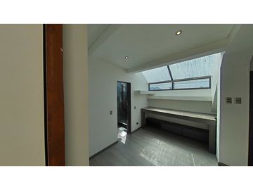 VENDO PENTHOUSE BARRIO SAN PATRICIO