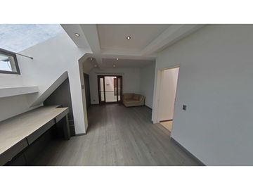 VENDO PENTHOUSE BARRIO SAN PATRICIO
