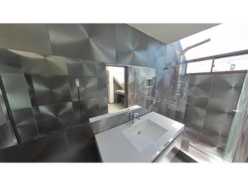 VENDO PENTHOUSE BARRIO SAN PATRICIO